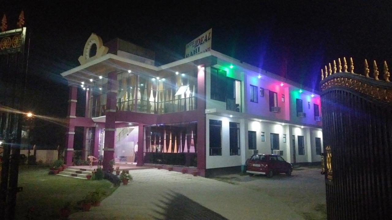 Hotel The Ideal Kushinagar Esterno foto