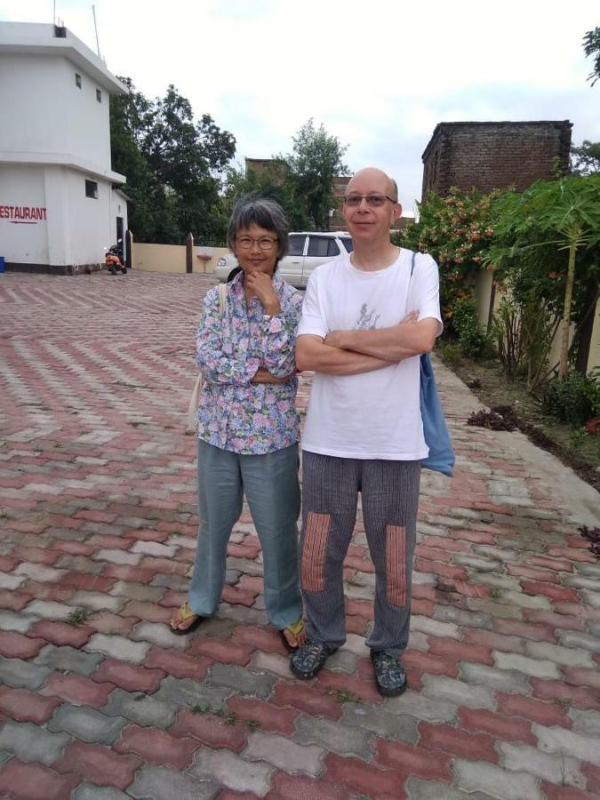 Hotel The Ideal Kushinagar Esterno foto