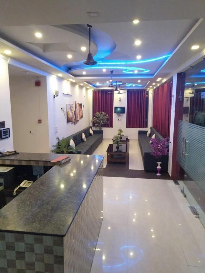 Hotel The Ideal Kushinagar Esterno foto